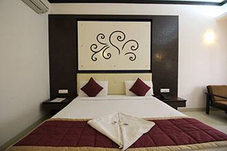Sunny's Retreat, Lonavala 2